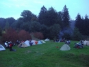 Gruppenplatz mit Feuerstelle am Waldesrand