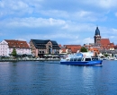 Hafen von Waren