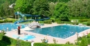 Freizeitbad mit Wildwasserkanal und 65-m-Rutsche